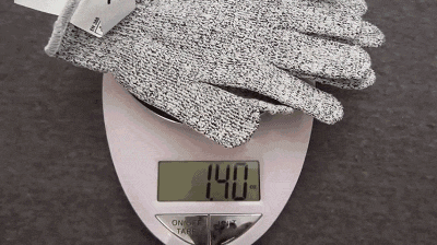 傳說中的"金絲軟甲"真的實現了！刀劈劍刺都不怕！