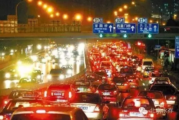 春節返京，首都各地陸續上演大片，有你的角色么？