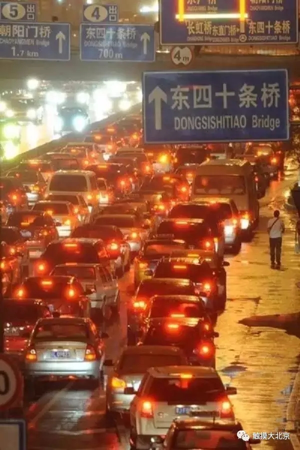 春節返京，首都各地陸續上演大片，有你的角色么？