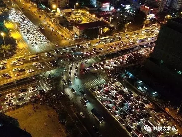 春節返京，首都各地陸續上演大片，有你的角色么？