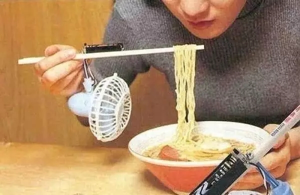 懶人發明！制造解放雙手新境界