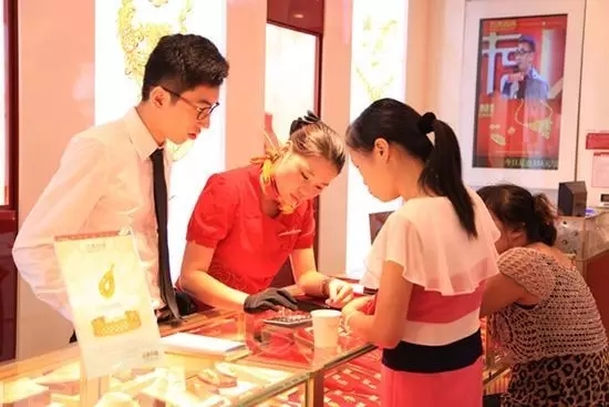 周大福、周生生、周福生…為何珠寶品牌都姓周？