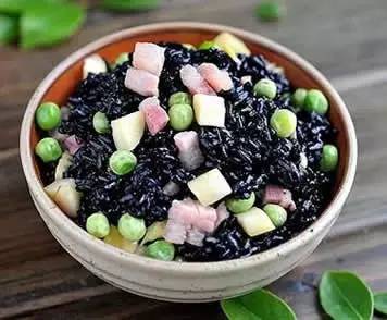 【科技情報】舌尖上的清明，彩色食品安全嗎？