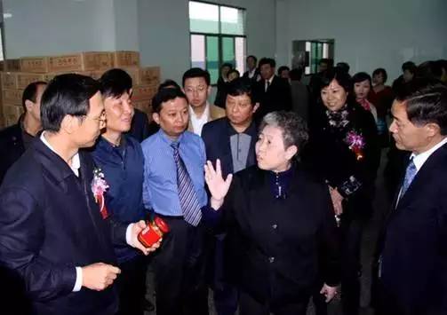 老干媽背后的殘酷商業模式：這個價格區間是我的，擅入者死！