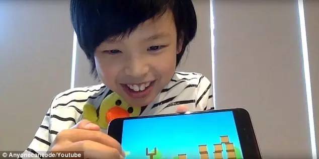 蘋果發布會，被這個10歲男孩搶了鏡，6歲自學編程開發5款應用，庫克都不服不行