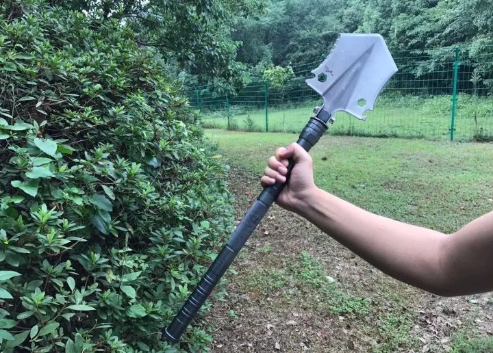 秒殺瑞士軍刀！中國“工兵鏟”霸道走紅世界！