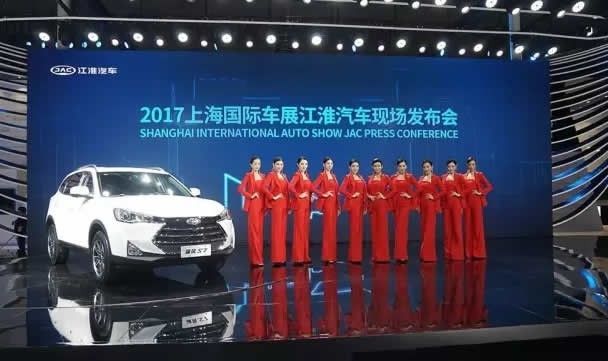 將戰斗機上的HUD技術移植到愛車上要幾步？