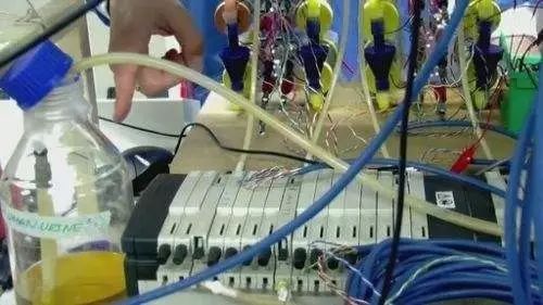 尿液給手機充電已經不稀奇了，這六種黑科技充電方法更奇葩！