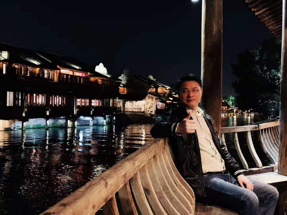 烏鎮的一天：演員胡歌與企業家謝旭輝聊了什么？