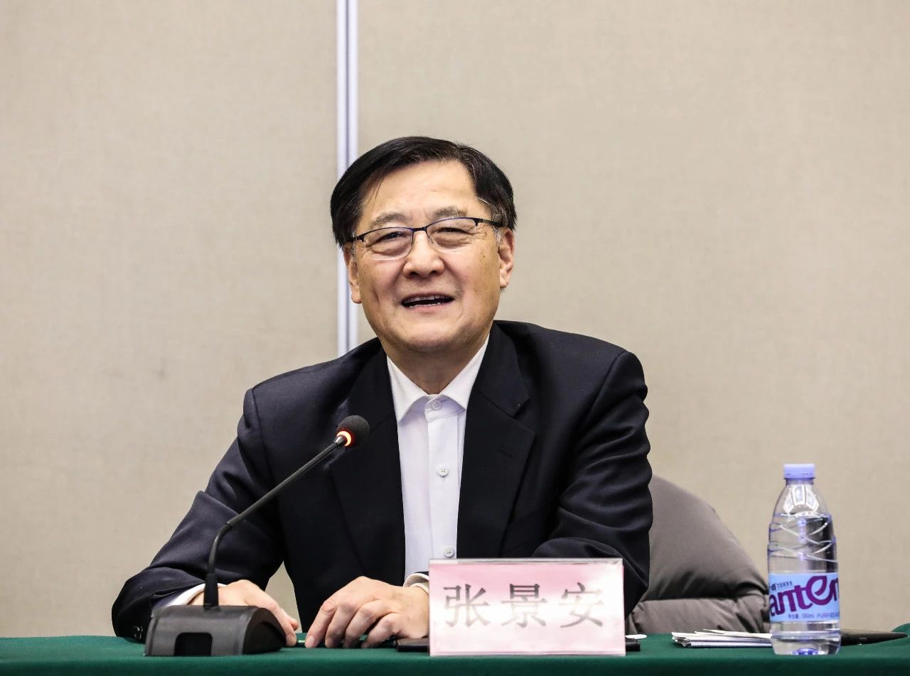 八月瓜發布“全球碳纖維產業技術創新200強報告”