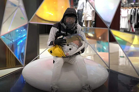 奶爸自制嬰兒安全艙申請專利，配有電動送風機維持空氣流通