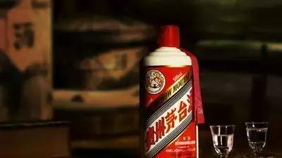 "信陽毛尖"搭上"茅臺"，飲茶又喝酒的“仙股”要飛升？手里還有"成龍"商標！