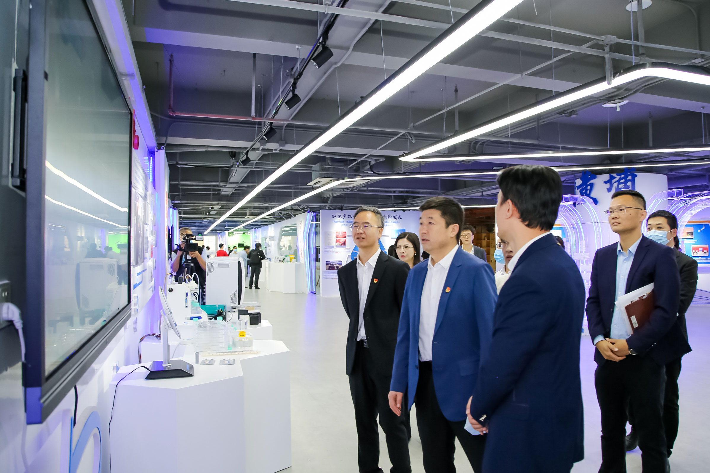 廣州開發區知識產權局落實全國兩會精神 慶祝建黨100周年 開展“百大專利慶百年”活動