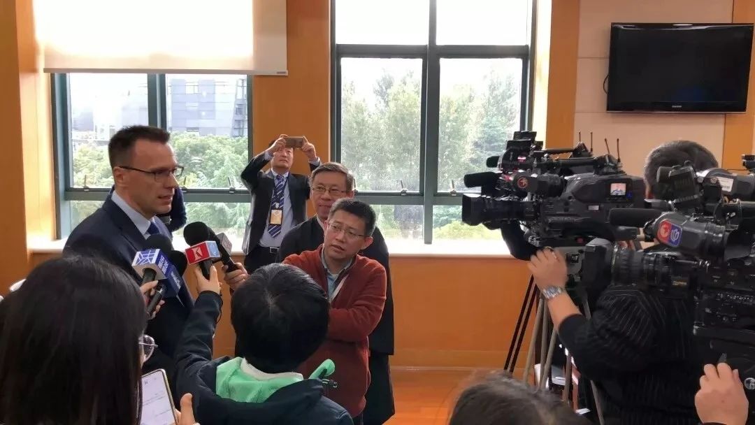 上海浦東法院涉外知識產權司法服務保障營商環境建設白皮書及典型案例