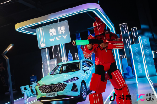 IP營銷如何玩出潮流感，WEY瑪奇朵給出答案