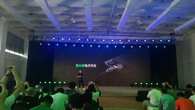 快充只看功率？OPPO發布多項“黑科技”，探索智慧新閃充