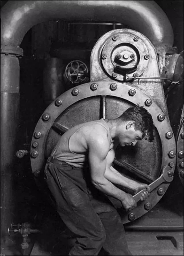 Lewis Hine：一位攝影師的“摩登時代”