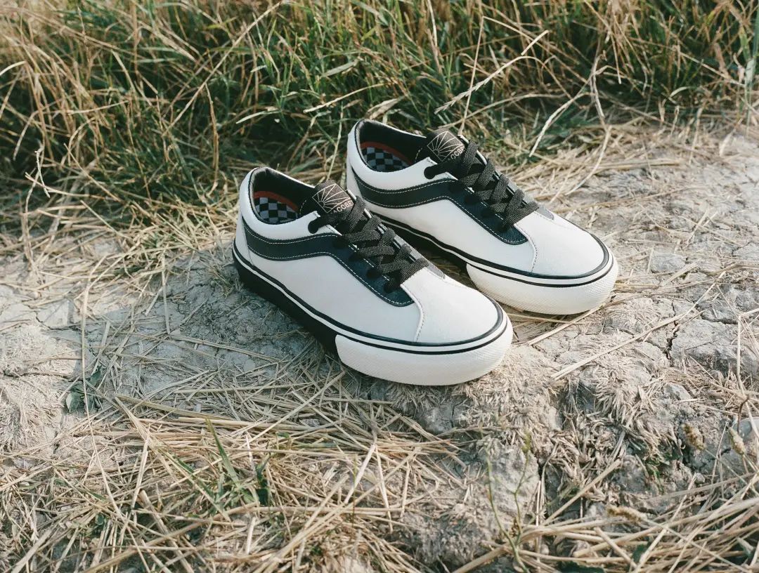 黎明即將來臨！Rassvet x Vans 全新聯名即將發布